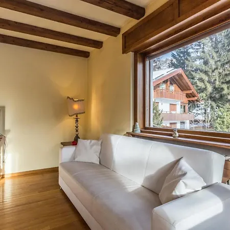 Cantore, Cortina By Short Holidays * Cortina dʼAmpezzo