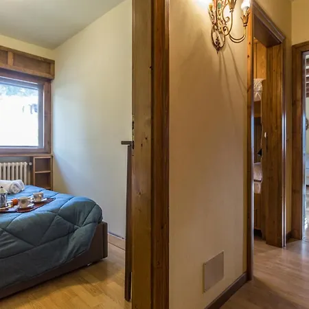 Cantore, Cortina By Short Holidays Lägenhet