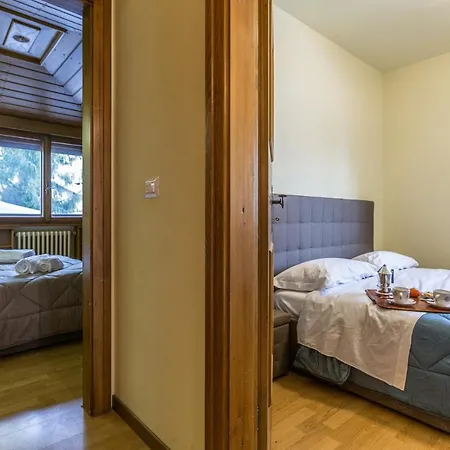 Cantore, Cortina By Short Holidays